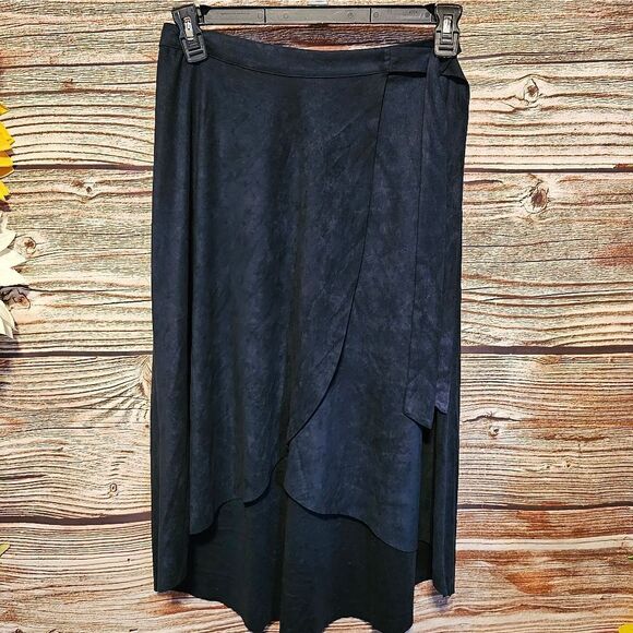 Lush skirt dark blue women's medium suede feel preo-owned - Picture 1 of 9